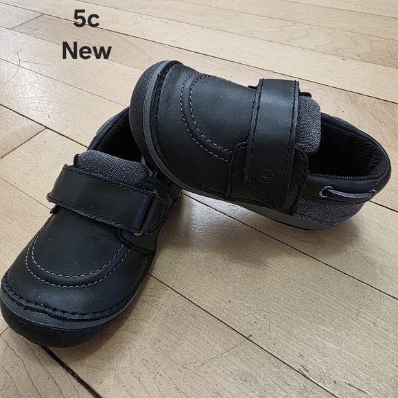 NEW Stride Rite Black Wally Loafers 5c - Picture 1 of 1